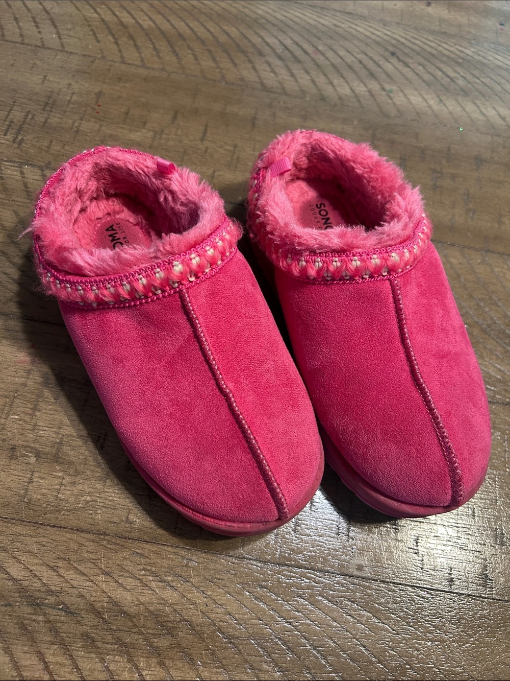 Sonoma Kids Ugg style slip on shoes Hot Pink size 13